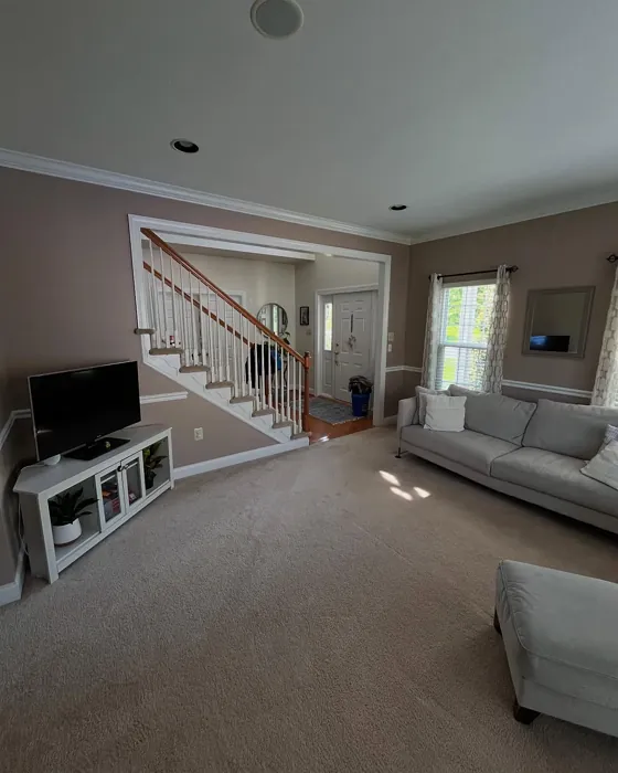 Sherwin Williams SW 0002 living room color review Sherwin Williams SW 0002 living room color review