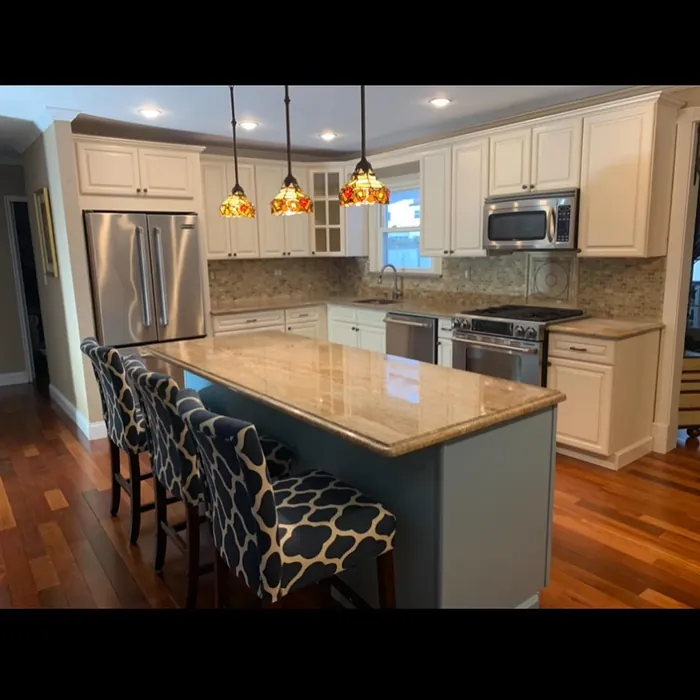 SW Choice Cream kitchen cabinets 