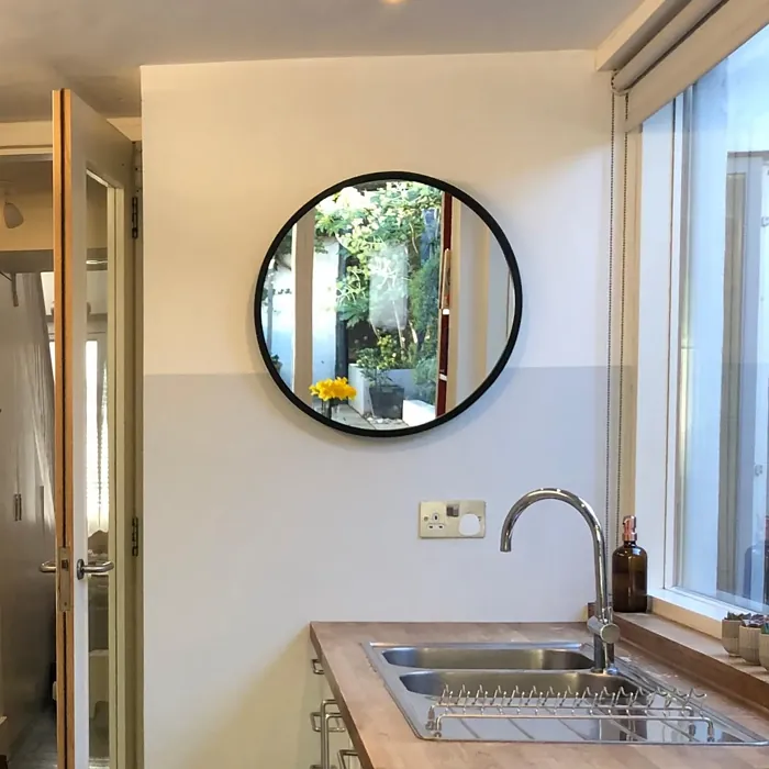 Dulux Clouded Pearl 1 kitchen color