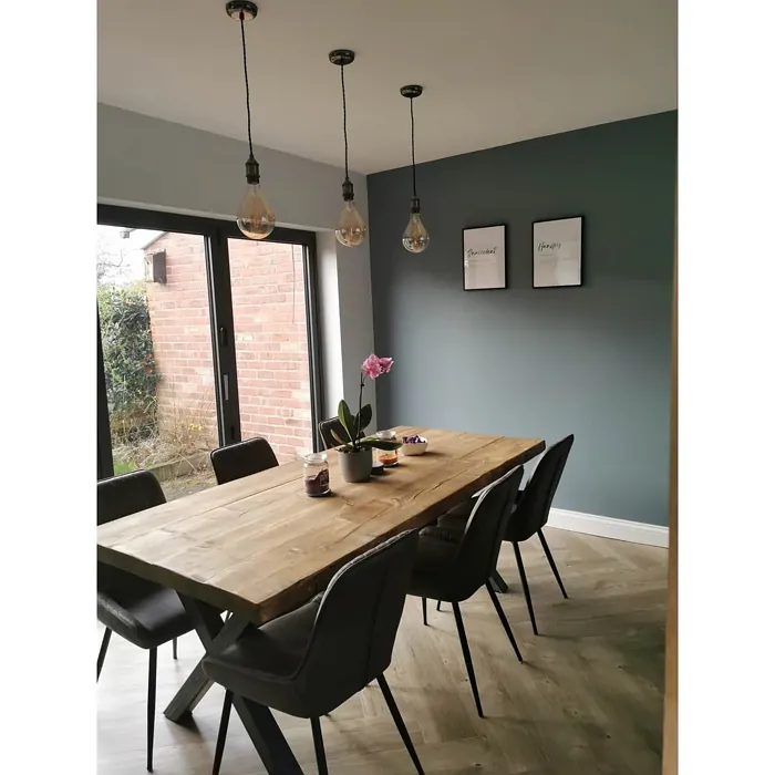 Dulux Cornflower White dining room 