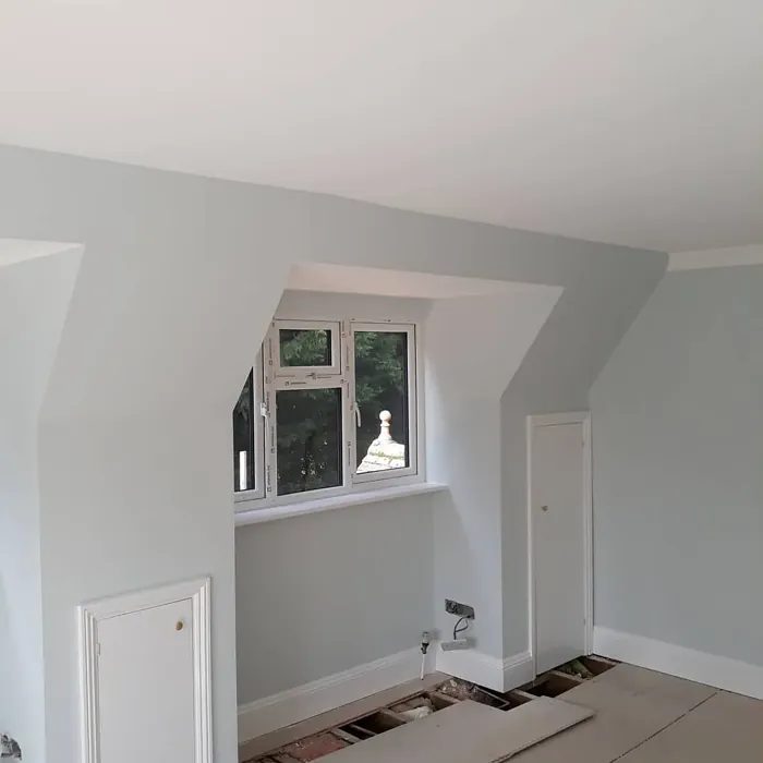 Dulux Cornflower White paint review