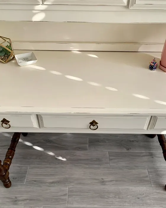 Crisp Linen Furniture Desk And Hutch Paint Color