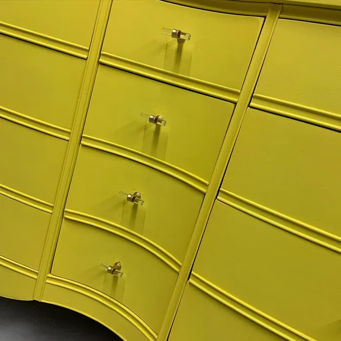 SW Daisy painted furniture color review