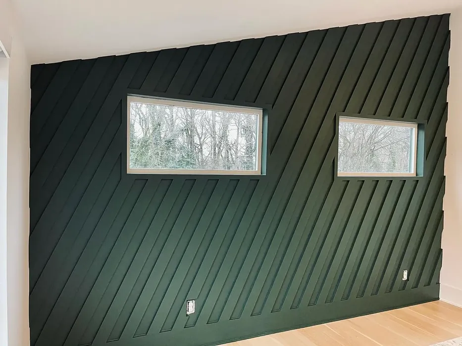 SW Dard Hunter Green wall panelling color