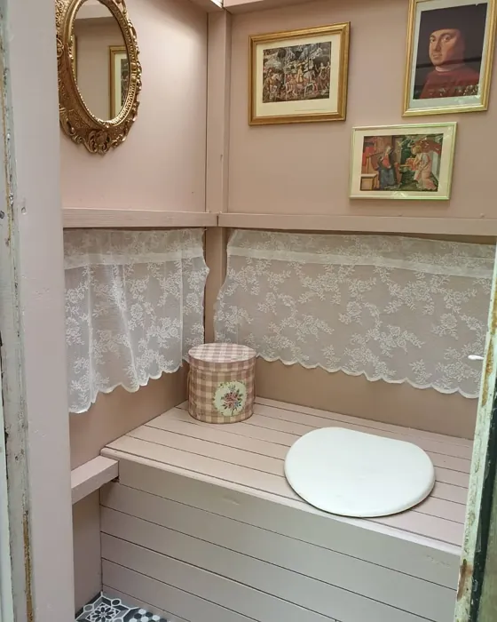 Jotun Delightful Pink bathroom color review