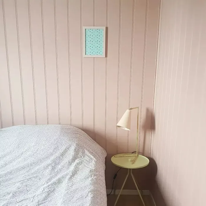 Jotun Delightful Pink cozy bedroom interior