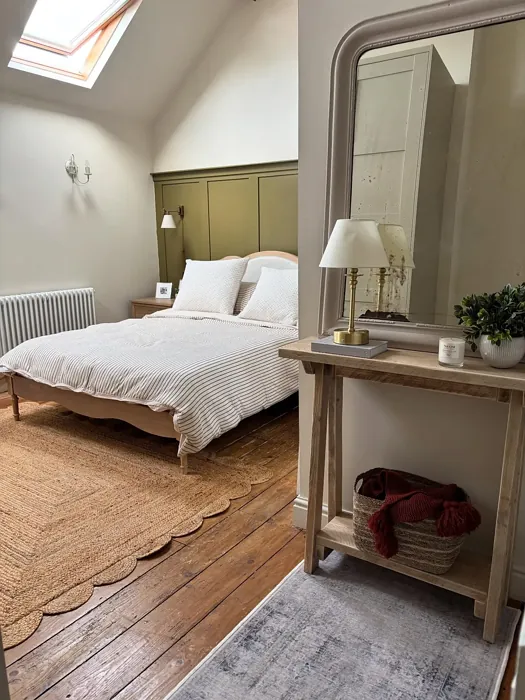 Farrow and Ball Dibber bedroom panelling inspiration