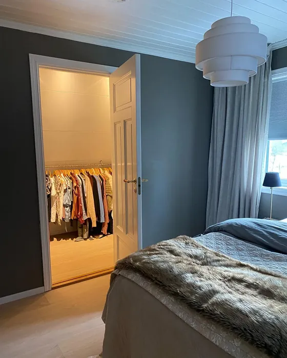 Jotun Discrete bedroom interior