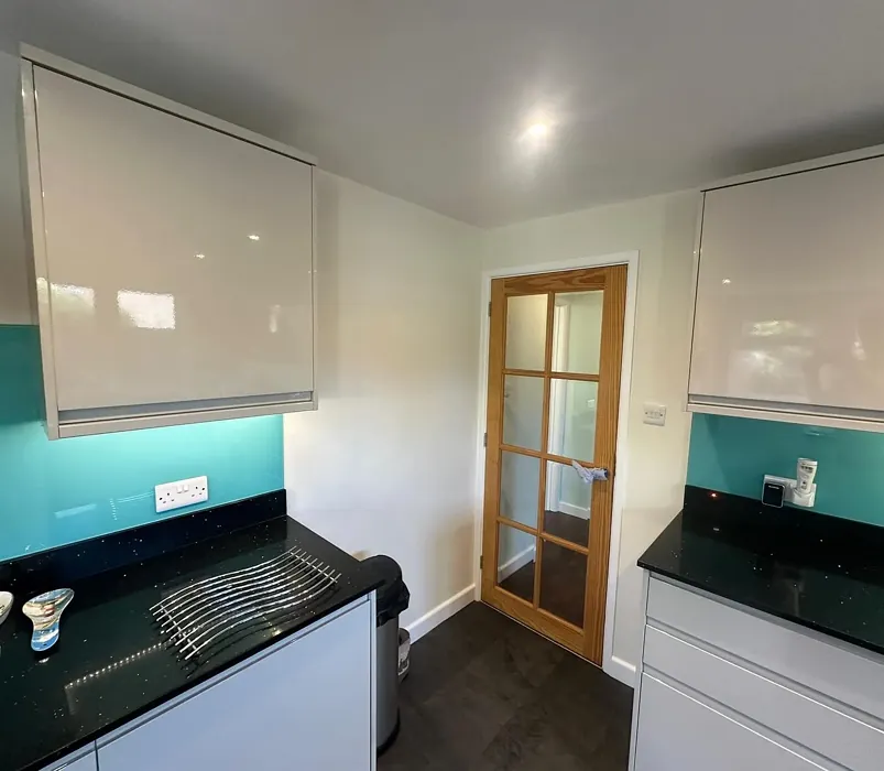 Almond White kitchen review