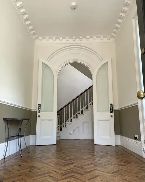 Dulux Jasmine White hallway interior