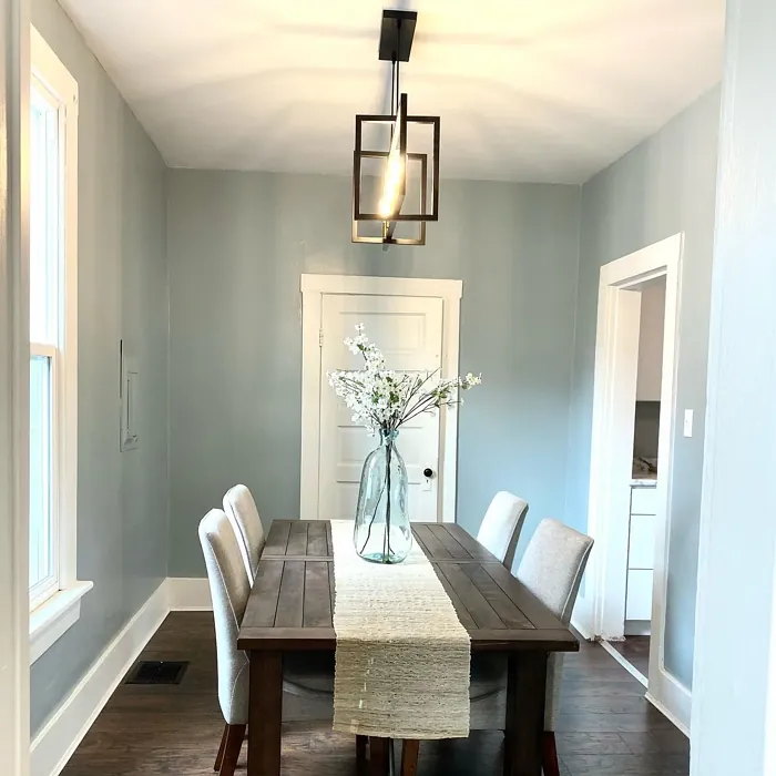 Sherwin Williams Dutch Tile Blue dining room color paint