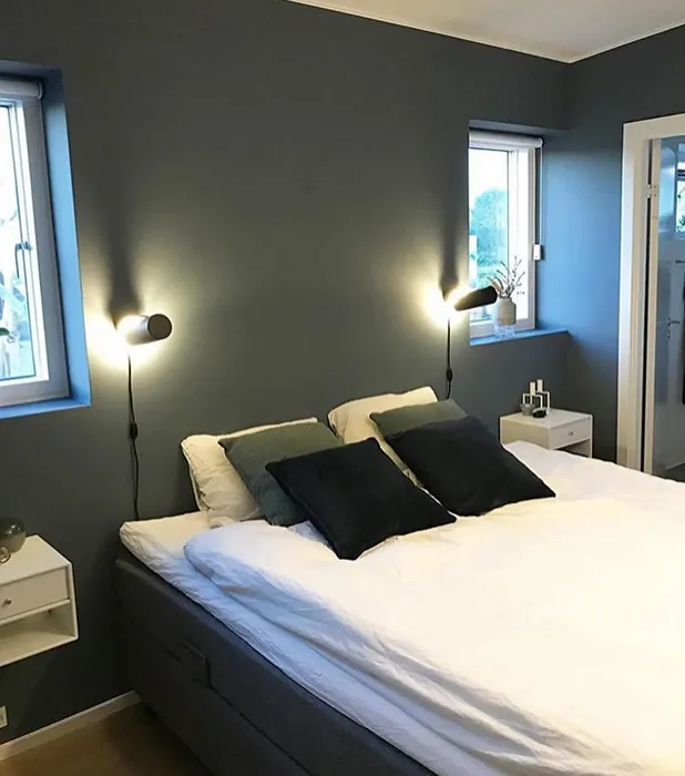 Jotun Elegant Blue bedroom color review