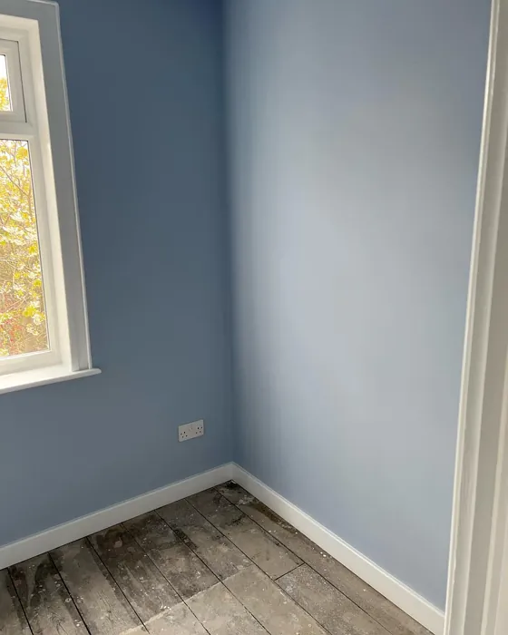 Dulux Faded Sky wall paint color