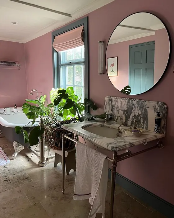 Bathroom with marble Farrow and Ball Cinder Rose review