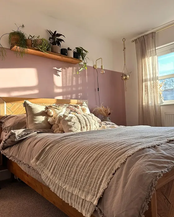 Farrow and Ball Cinder Rose boho bedroom Farrow and Ball Cinder Rose boho bedroom