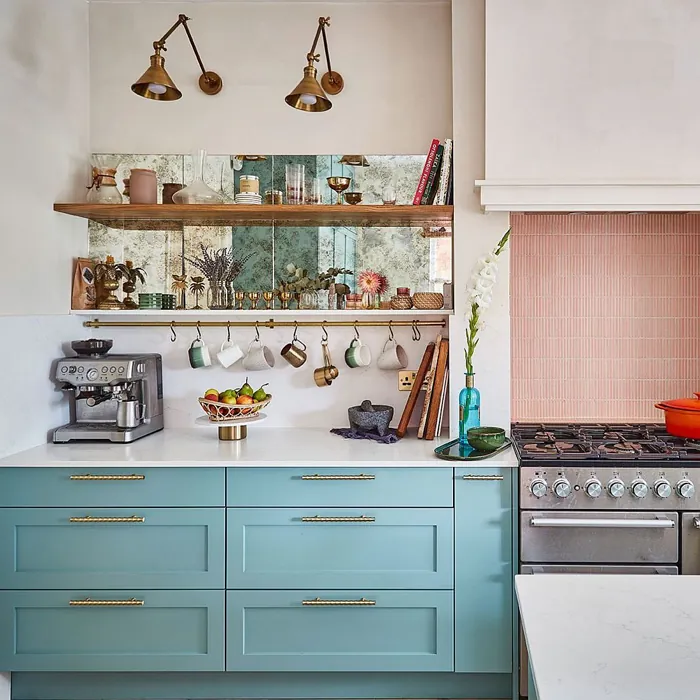 Farrow and Ball Dix Blue 82 kitchen cabinets