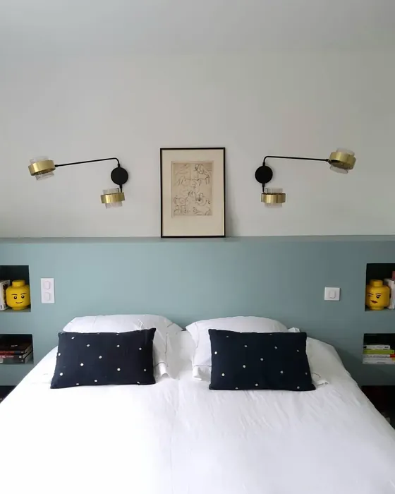 Dix Blue bedroom color review