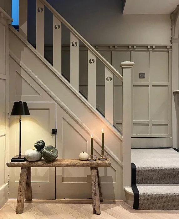 Farrow and Ball Drop Cloth 283 stairs