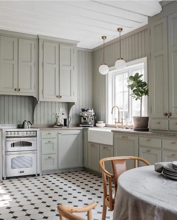 Farrow and Ball French Gray kitchen cabinets paint review
