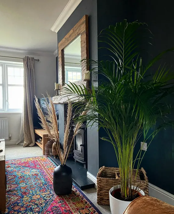 Hopper Head living room fireplace 