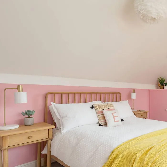 Farrow and Ball Nancy's Blushes 278 bedroom