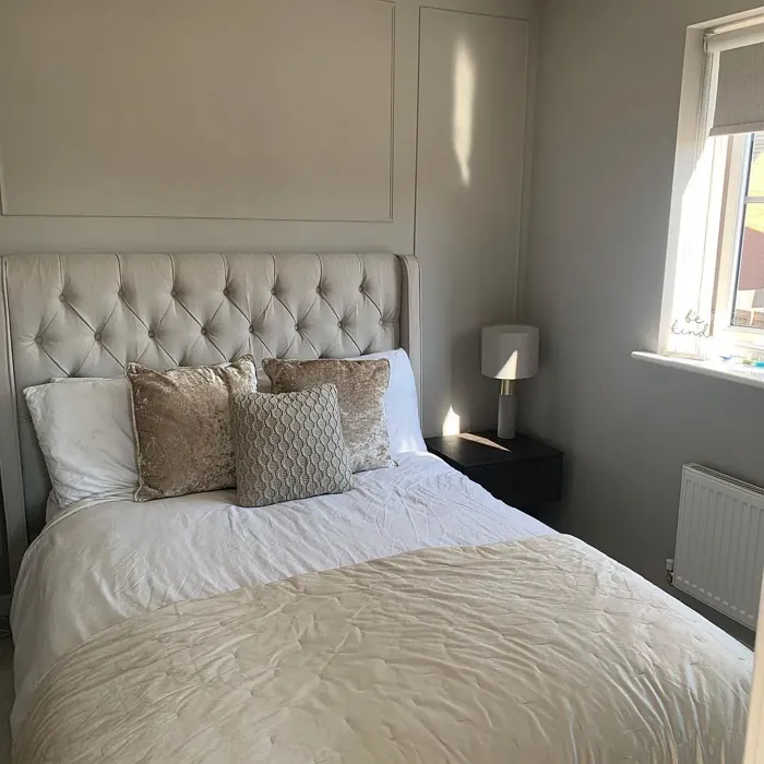 Farrow and Ball 275 bedroom review