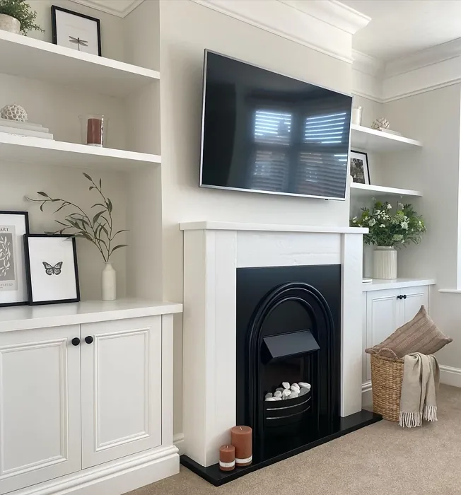 Farrow and Ball Strong White living room paint