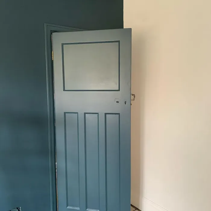 French Grey Pale bedroom review