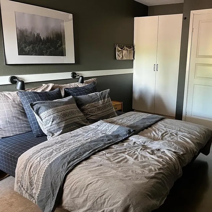 Jotun Green Marble bedroom paint