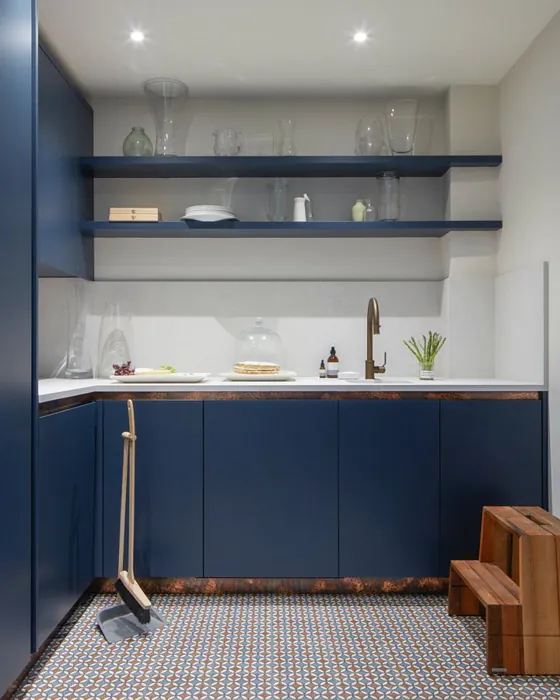 Farrow and Ball Hague Blue 30 kitchen cabinets