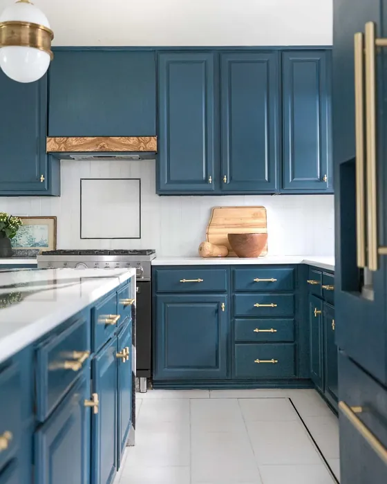 Farrow and Ball Hague Blue kitchen cabinets photo