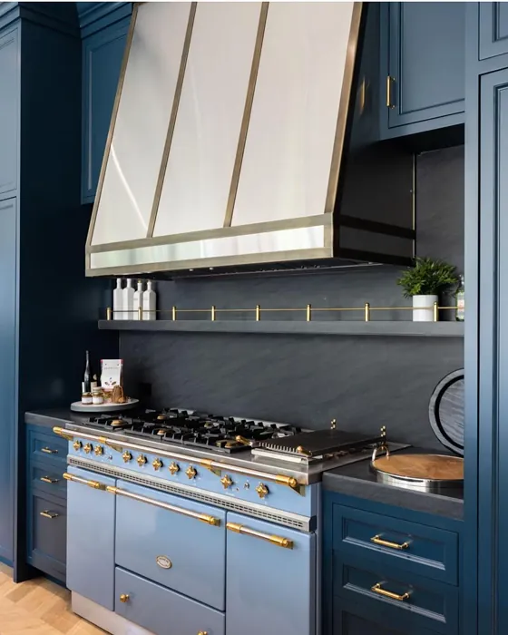 Farrow and Ball Hague Blue kitchen cabinets 
