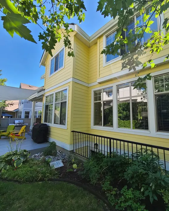 Benjamin Moore Hawthorne Yellow house exterior color