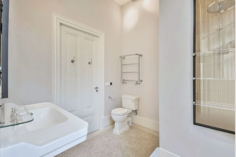 Sherwin Williams Heavenly White bathroom