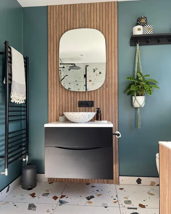 Inchyra Blue bathroom interior