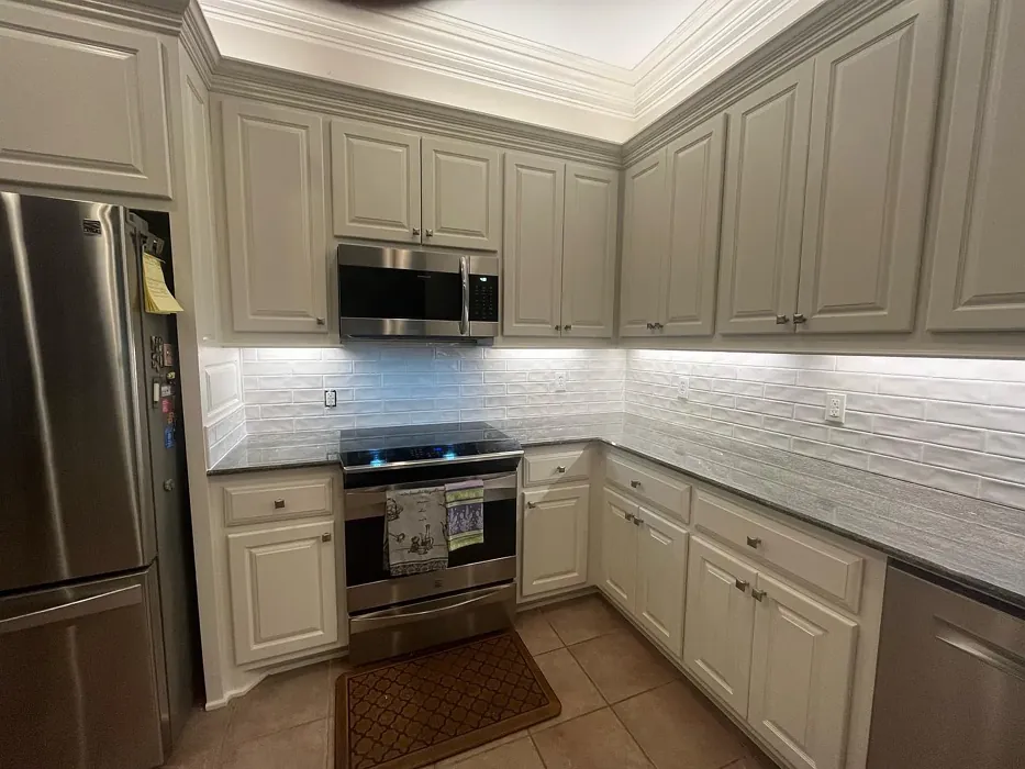 Sherwin Williams Ivory Lace kitchen cabinets paint