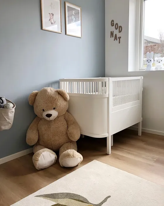 Jotun Ocean Air kids' room accent wall