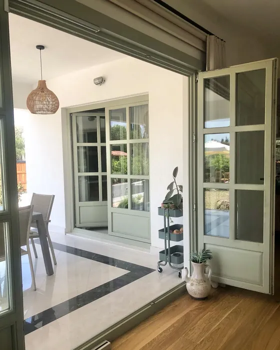 Jotun Laurbær window color review