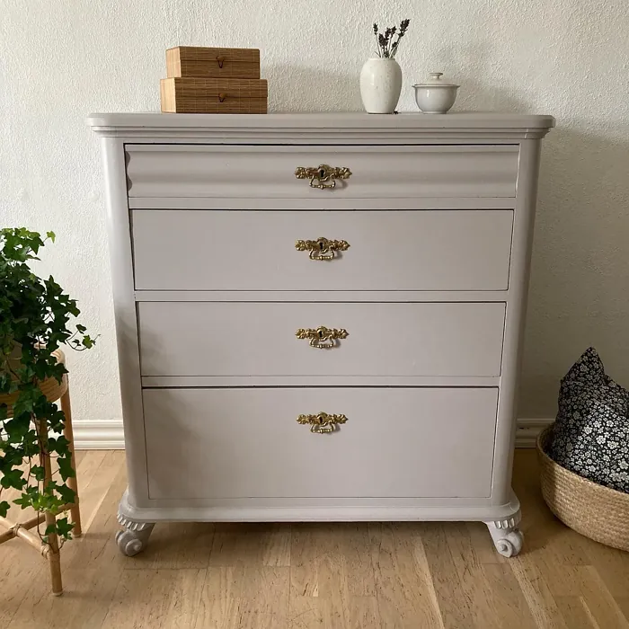 Jotun Lavender Touch painted furniture color