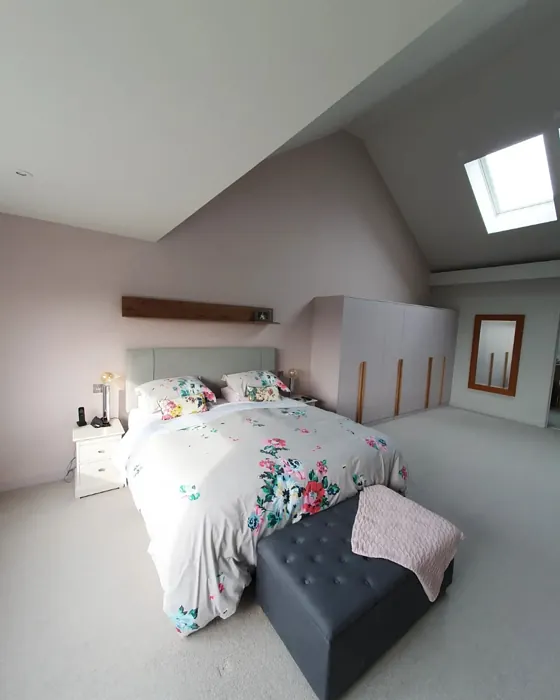 Little Greene Dorchester Pink bedroom paint review
