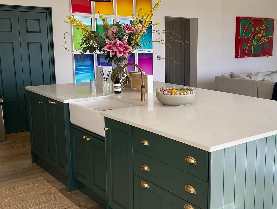 Little Greene Three Farm Green kitchen cabinets color review