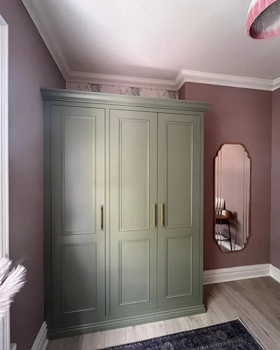 Windmill Lane painted storage 