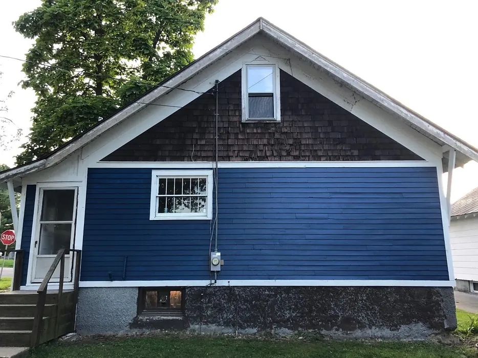 Sherwin Williams Loyal Blue house exterior paint review