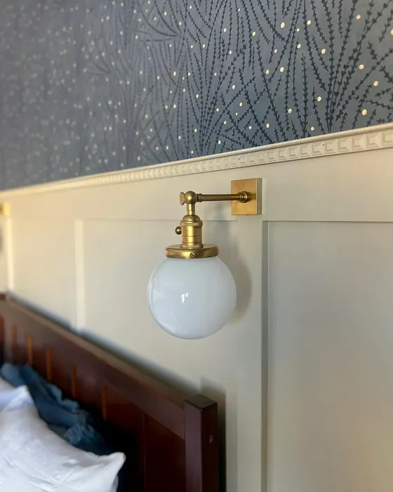 SW Minimalist bedroom panelling paint