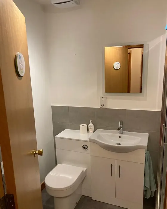 Moon Shimmer bathroom 