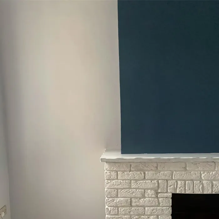 Dulux Niagara Blues 1 living room fireplace 