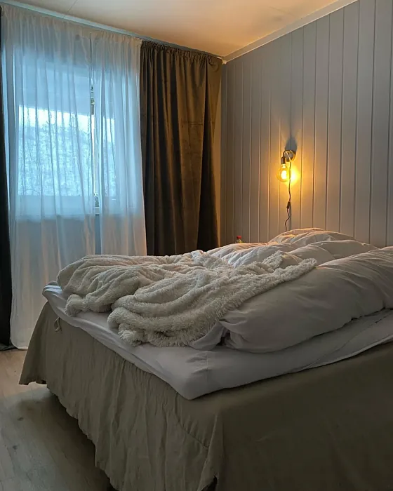 Jotun Nordic Breeze bedroom review at evening