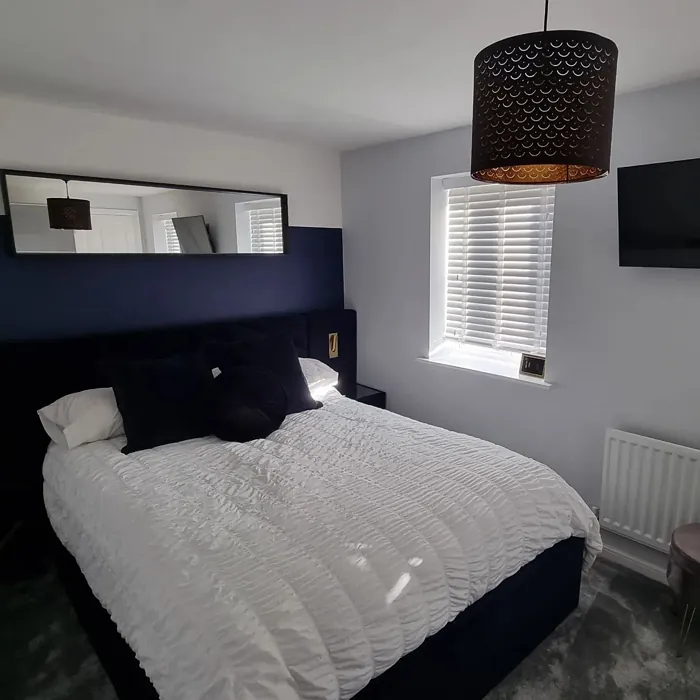 Dulux Oxford Blue (Heritage) bedroom paint review
