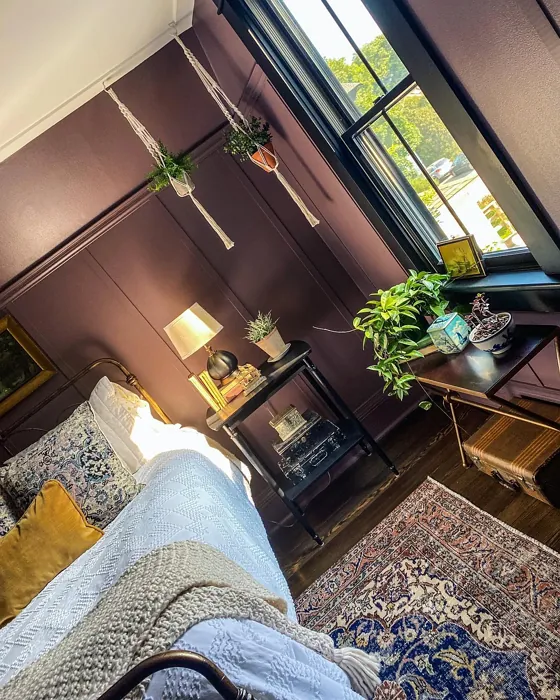 SW 0022 bedroom paint review