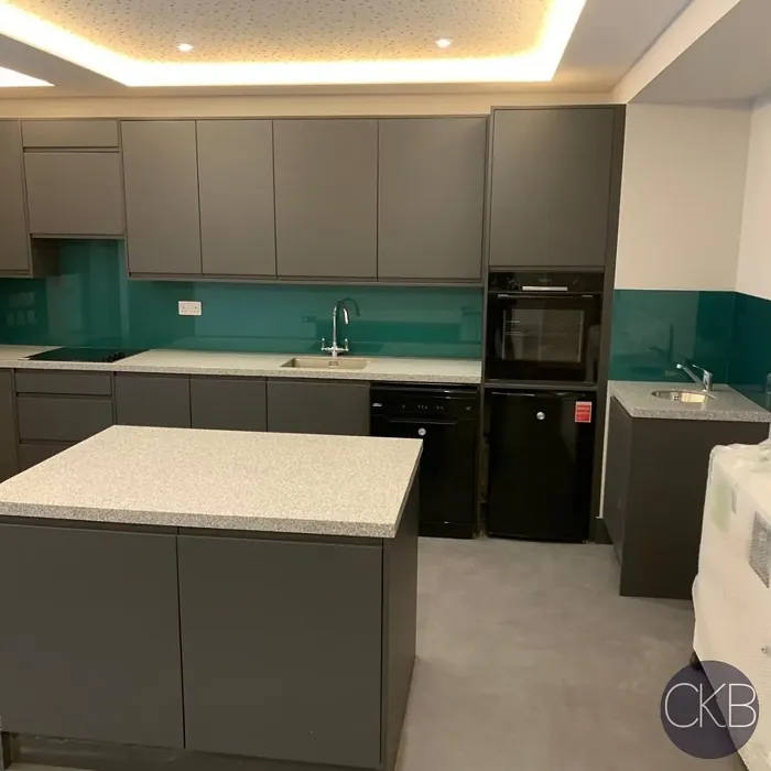 RAL 6036 kitchen color review